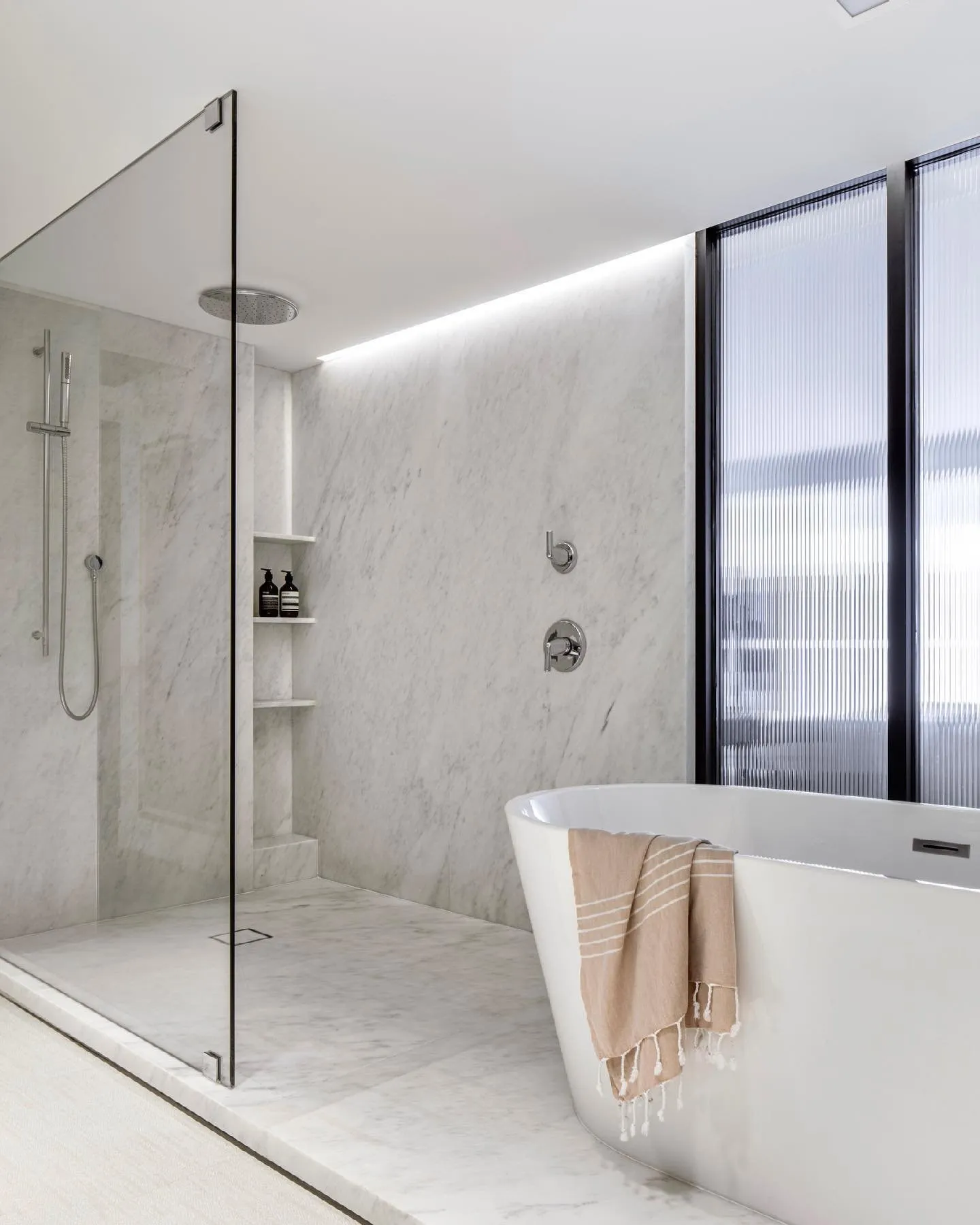 bathtub shower combo design ideas