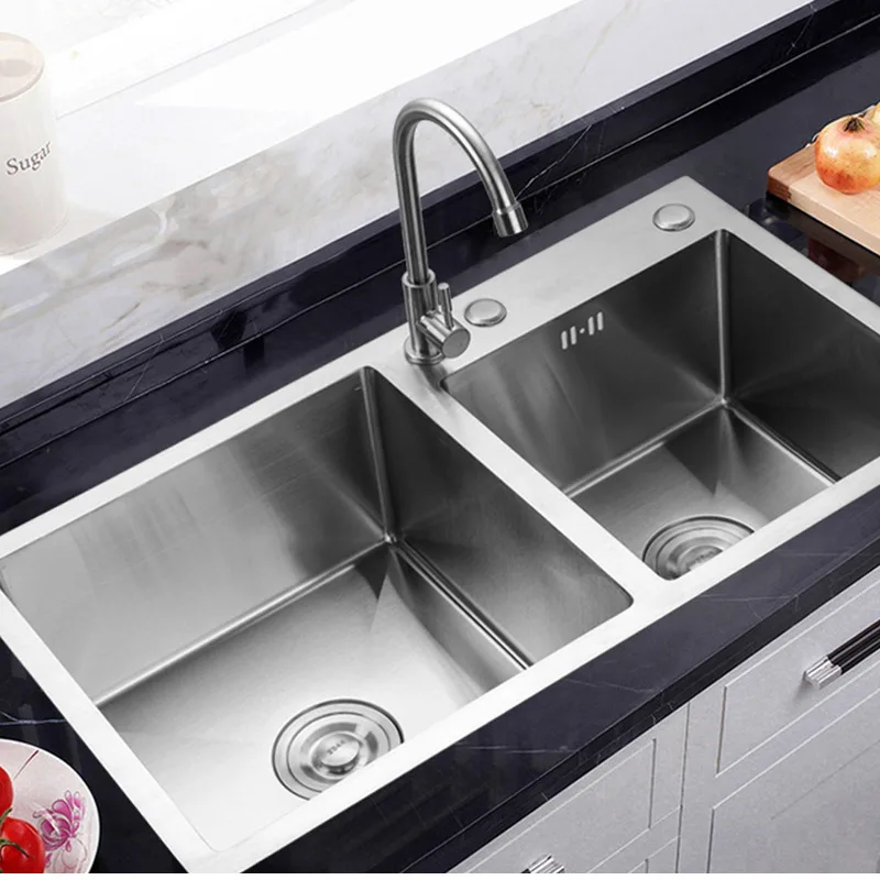 clean stainless steel kitchen sinks