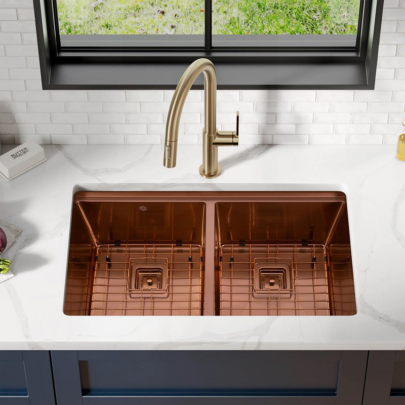 are double kitchen sinks outdated