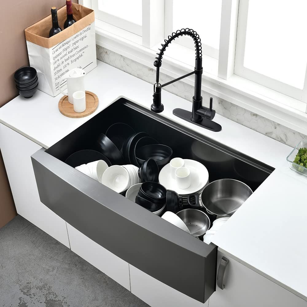 size of kitchen sinks