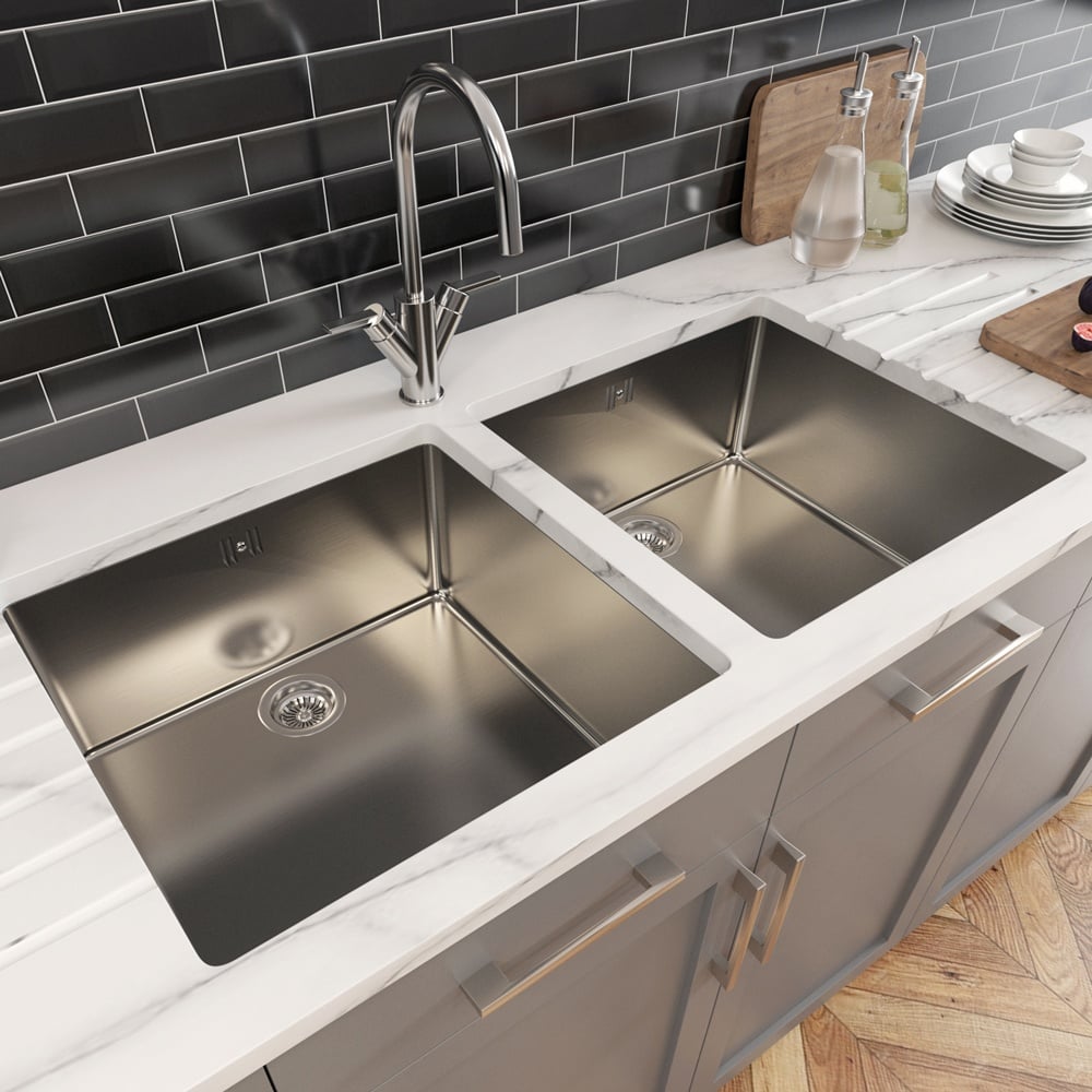 2 separate sinks in kitchen